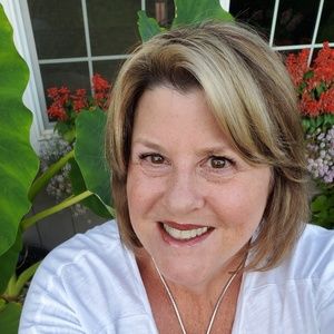 Meet your Posher, Tina